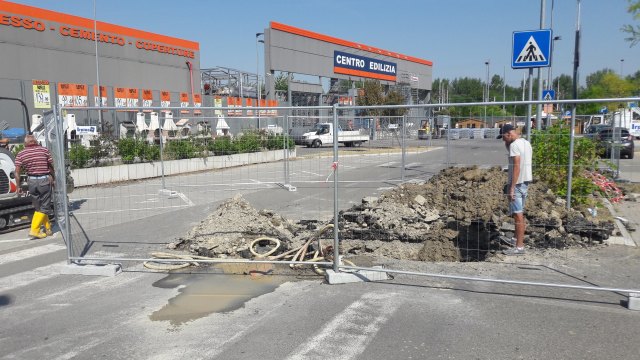 640x480 Bricoman perdita anello antincendio